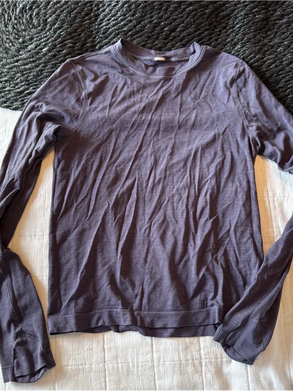 lululemon athletica Lightweight Long-Sleeve Crew Top in Dusty Plum